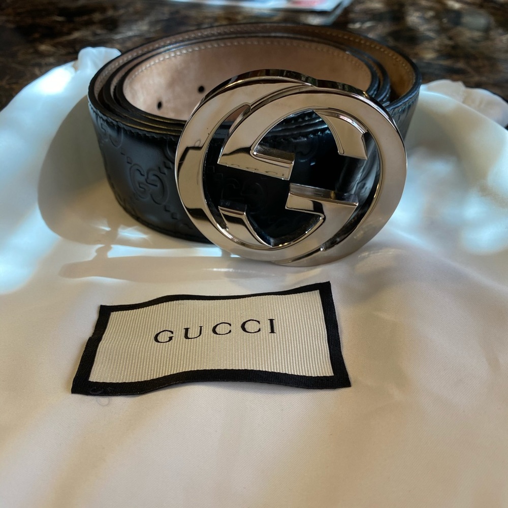 Gucci Signature Leather Belt